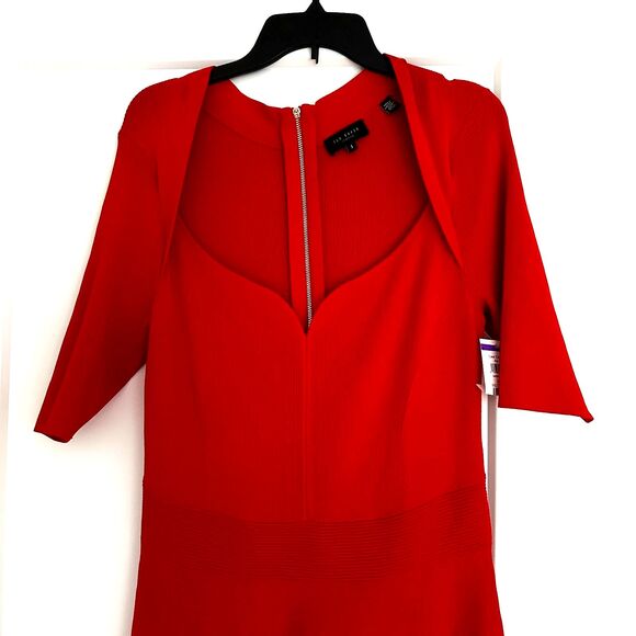 Ted Baker Milly red sweetheart sweater dress– Size 5 (US L), Fitted & Flared - Picture 5 of 11